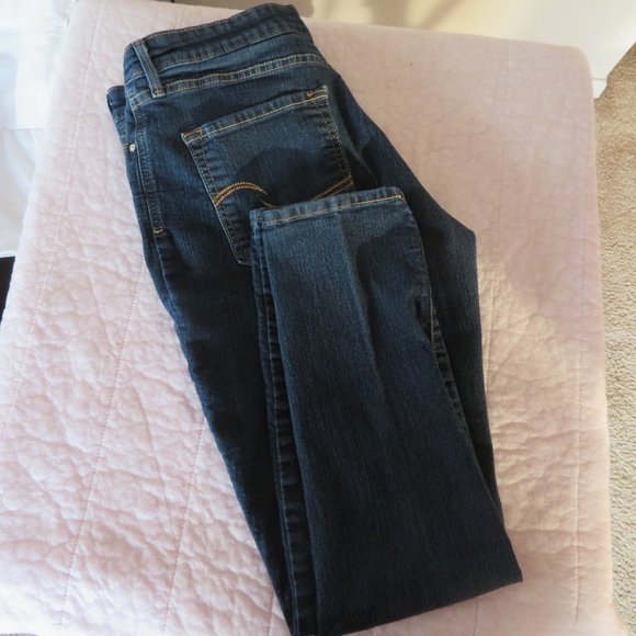 Women's Levi's Signature Totally Shaping Skinny Blue Jeans - Picture 7 of 7